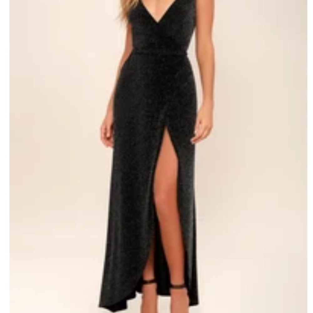 Lulus black maxi dress size small. Worn once
